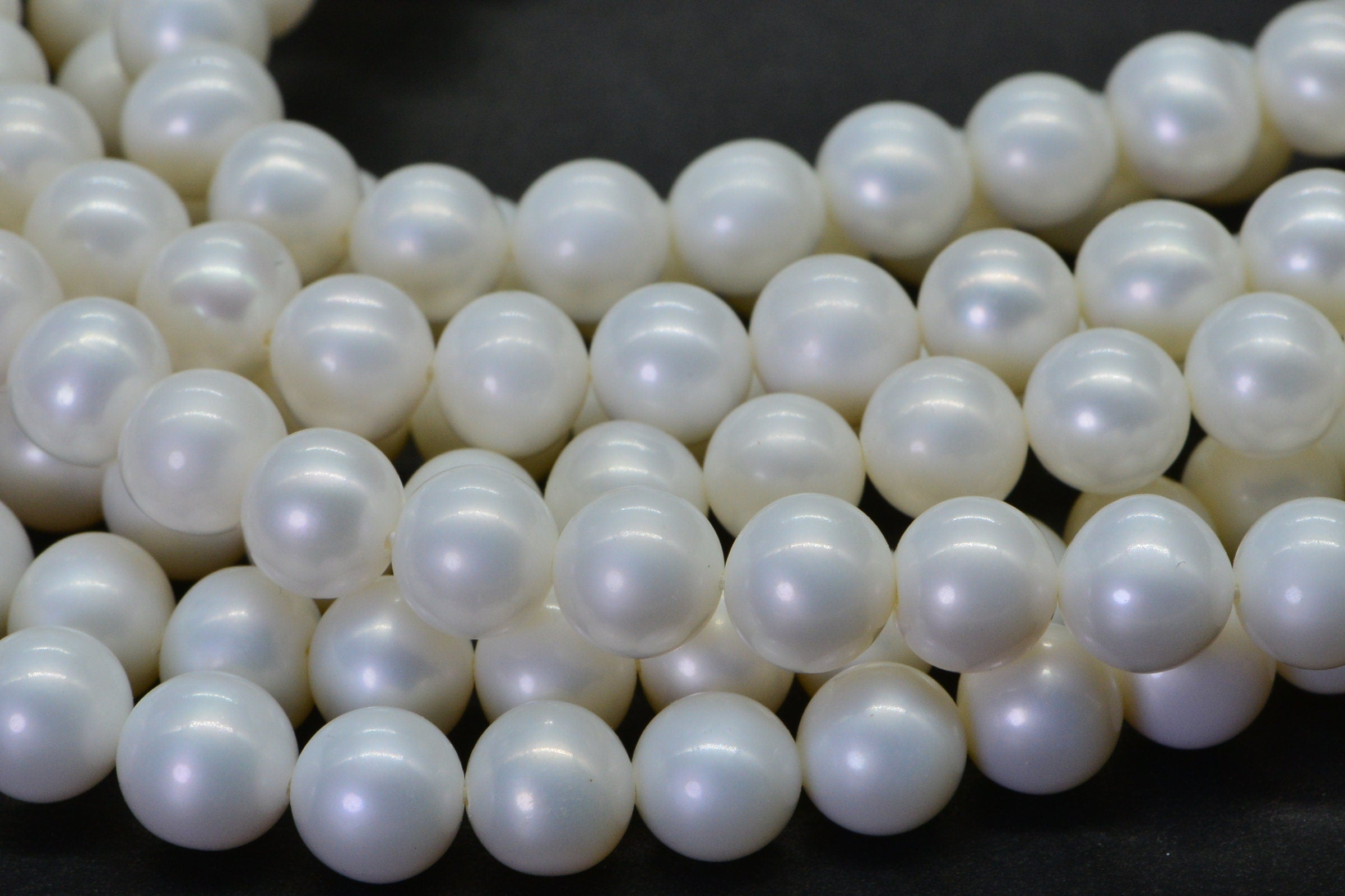 8mm Matte White Freshwater Pearl Beads: 16" Strand