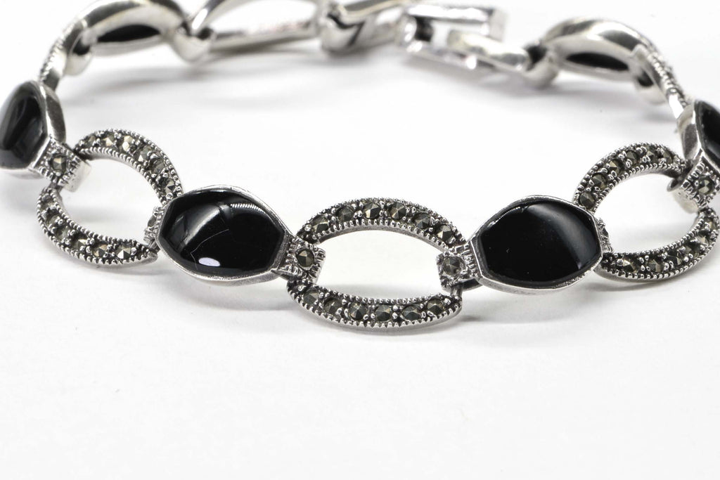 Black Onyx Oval Link Bezel Setting In Sterling Silver Bracelet