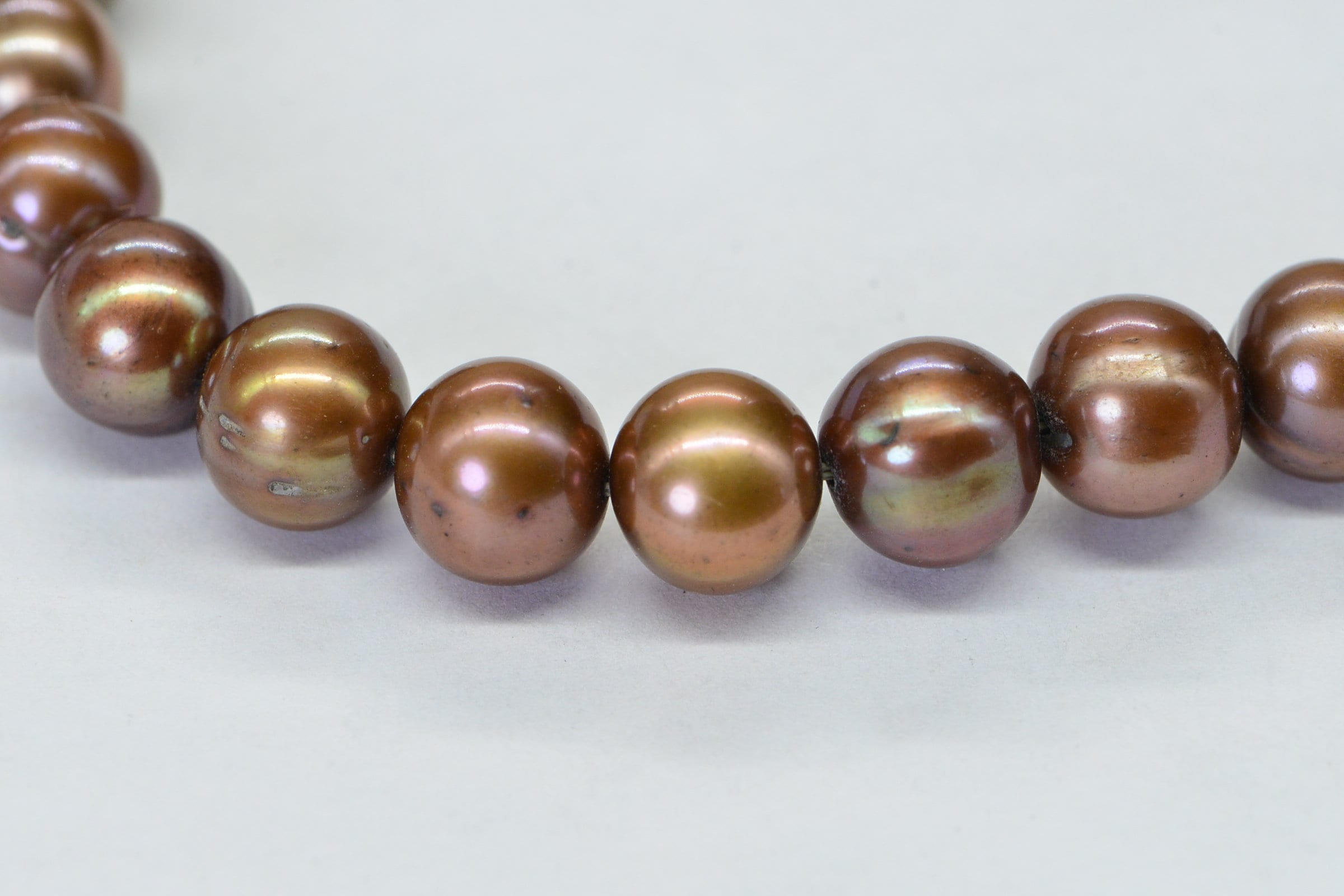 Brown Freshwater Pearl Beads: Round Off, 9mm Gemstone Jewelry Supplies