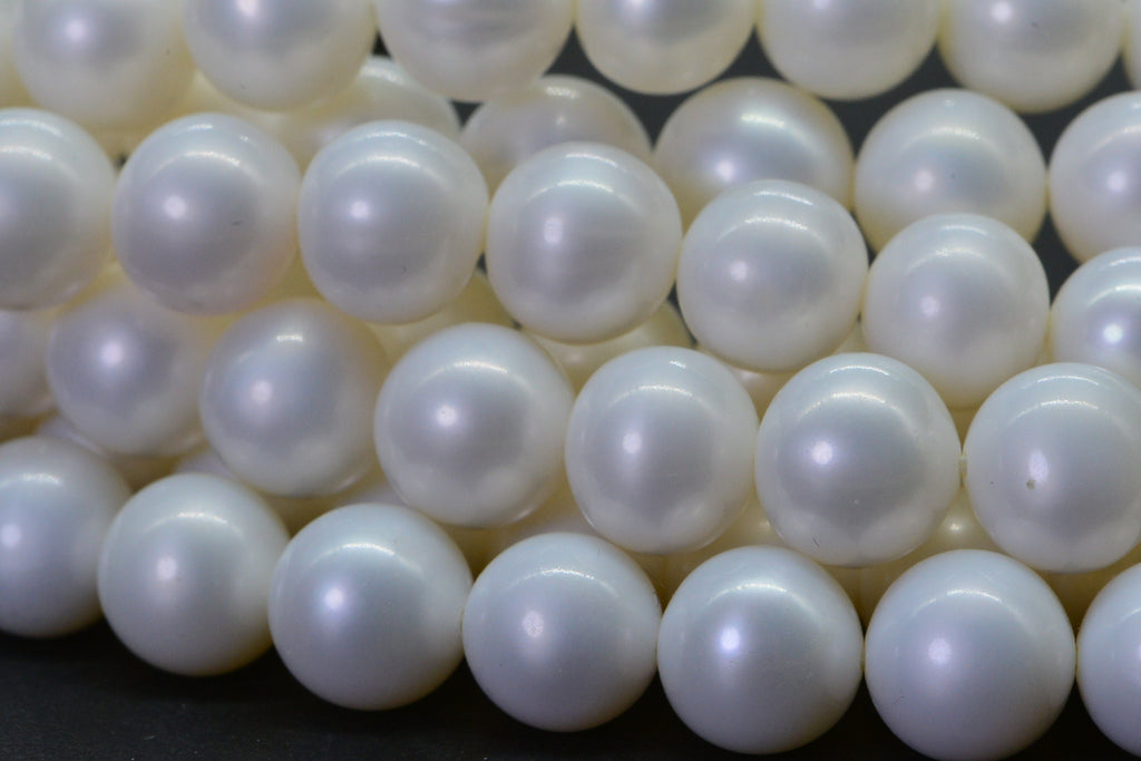 8mm Matte White Freshwater Pearl Beads: 16" Strand
