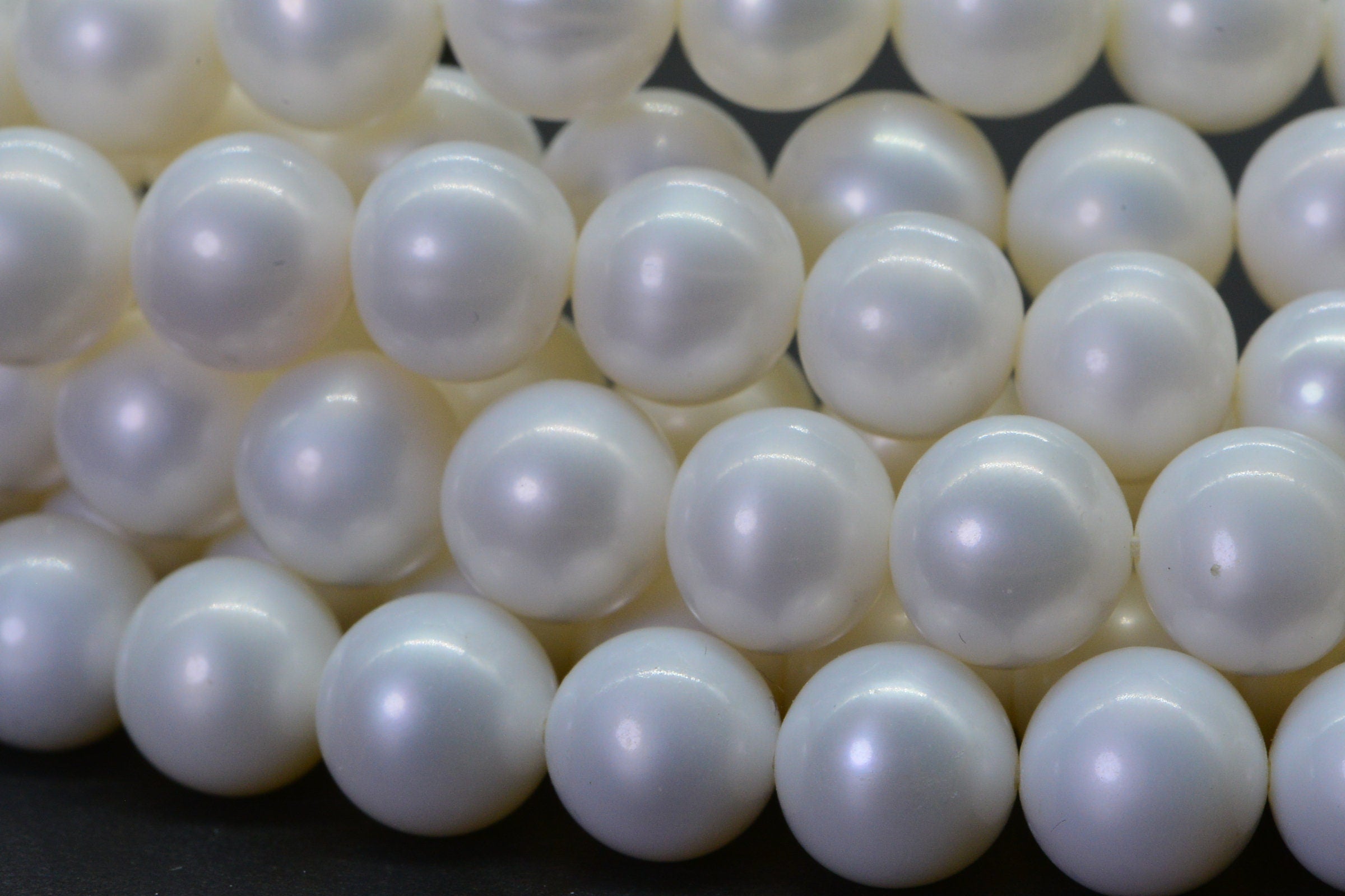 8mm Matte White Freshwater Pearl Beads: 16" Strand