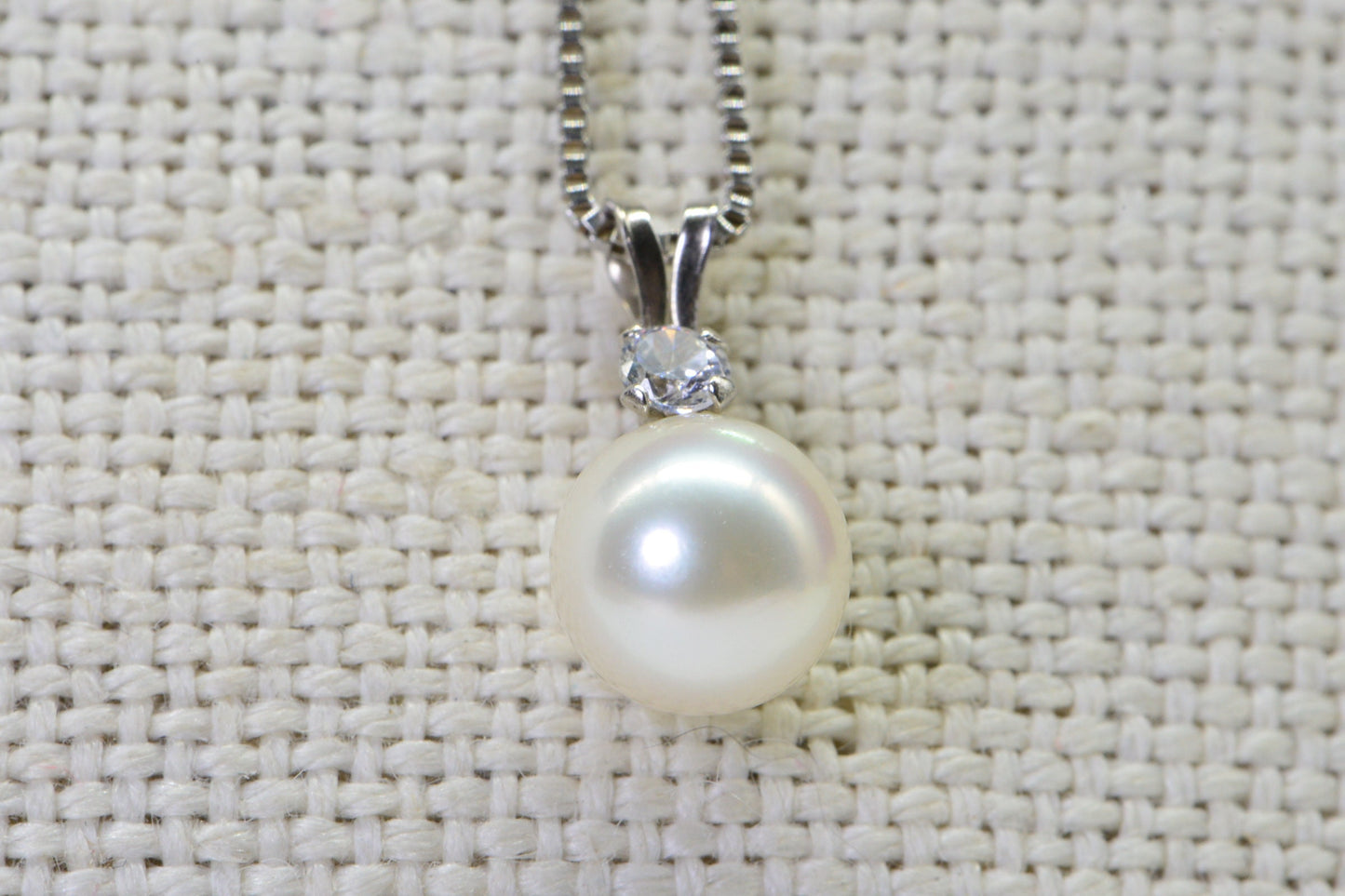 8mm White Freshwater Pearl Pendant Necklace - Sterling Silver, July Birthstone