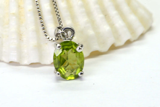 Genuine  Stone Pendant Peridot  Small Pendant Sterling Silver Prong Setting Birthstone  August