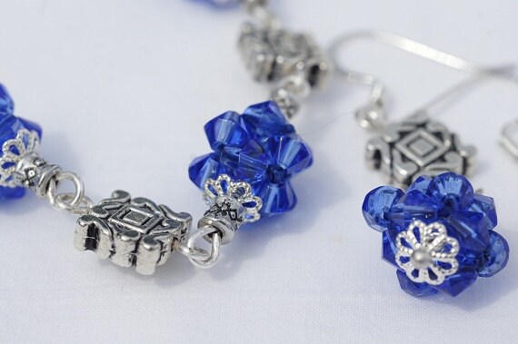 Blue Crystal Cluster Necklace, Silver Plated Beaded Necklace, 20 Inch