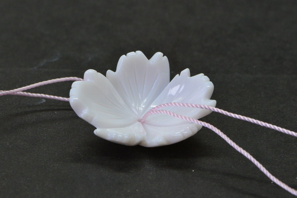 30mm Queen conch Pink shell Carved Large Flower Lily   Single Pendant  Gemstone Beads