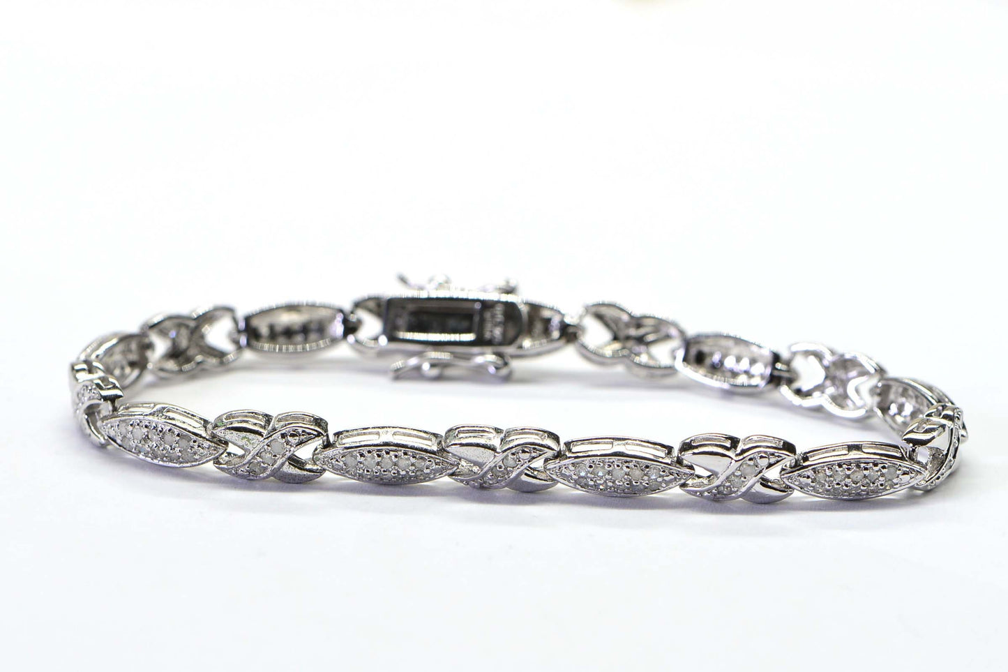 Diamond Tennis Bracelet: 1 Carat Sterling Silver Infinity Design