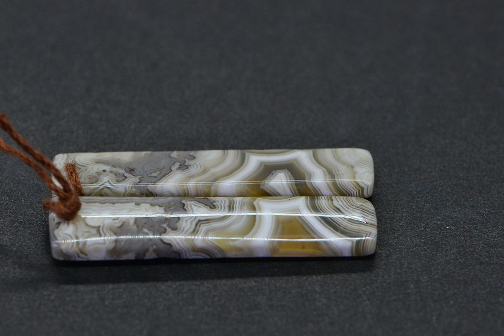 Crazy Lace Agate Cabochons: Natural Gemstone Jewelry Supplies (24x10.2x3.7mm)
