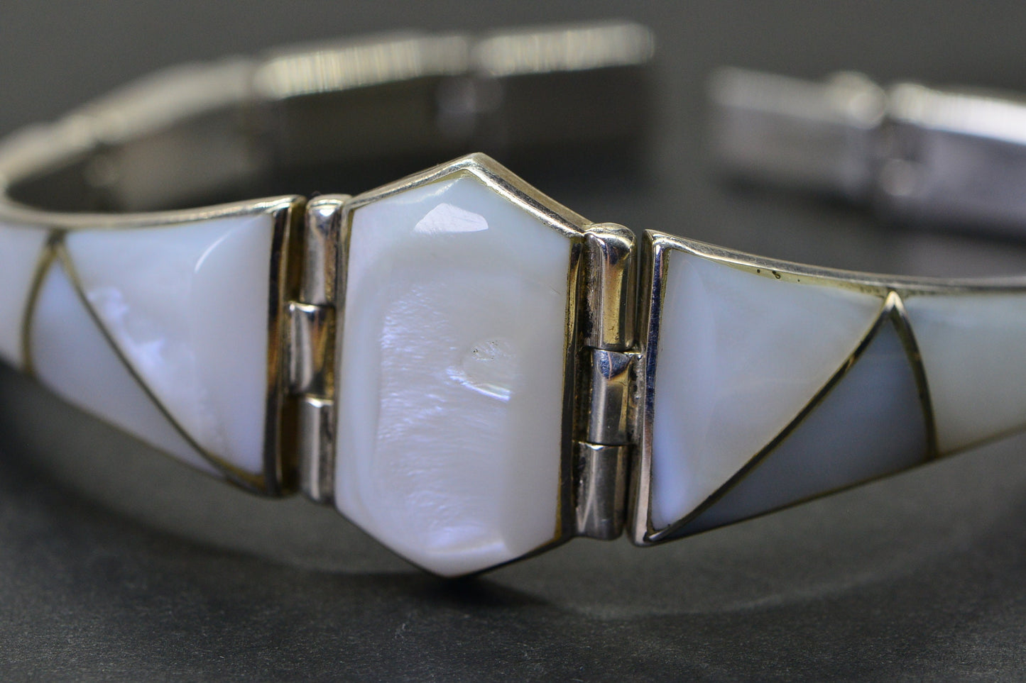 Vintage Mexico 950 Sterling Silver Mother of Pearl Inlay Bracelet