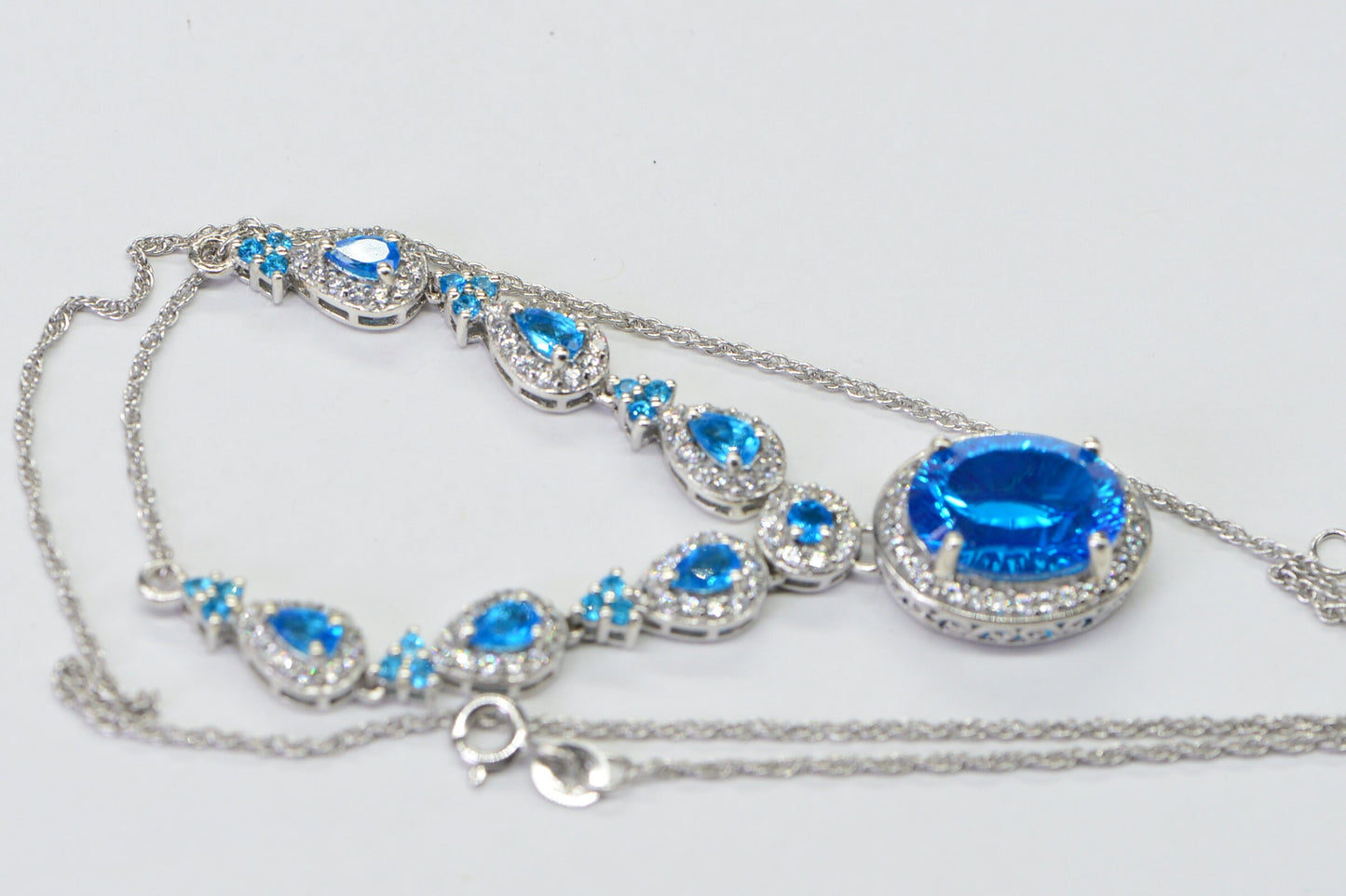 Neon Apatite Sterling Silver Necklace: Oval Gemstone Choker