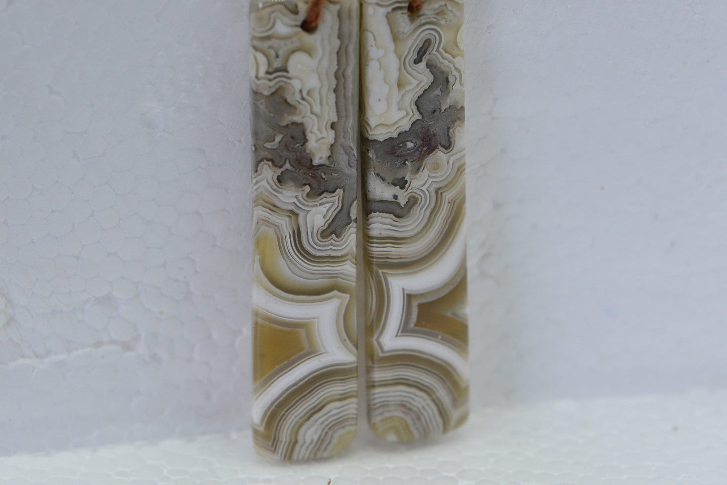 Crazy Lace Agate Cabochons: Natural Gemstone Jewelry Supplies (24x10.2x3.7mm)