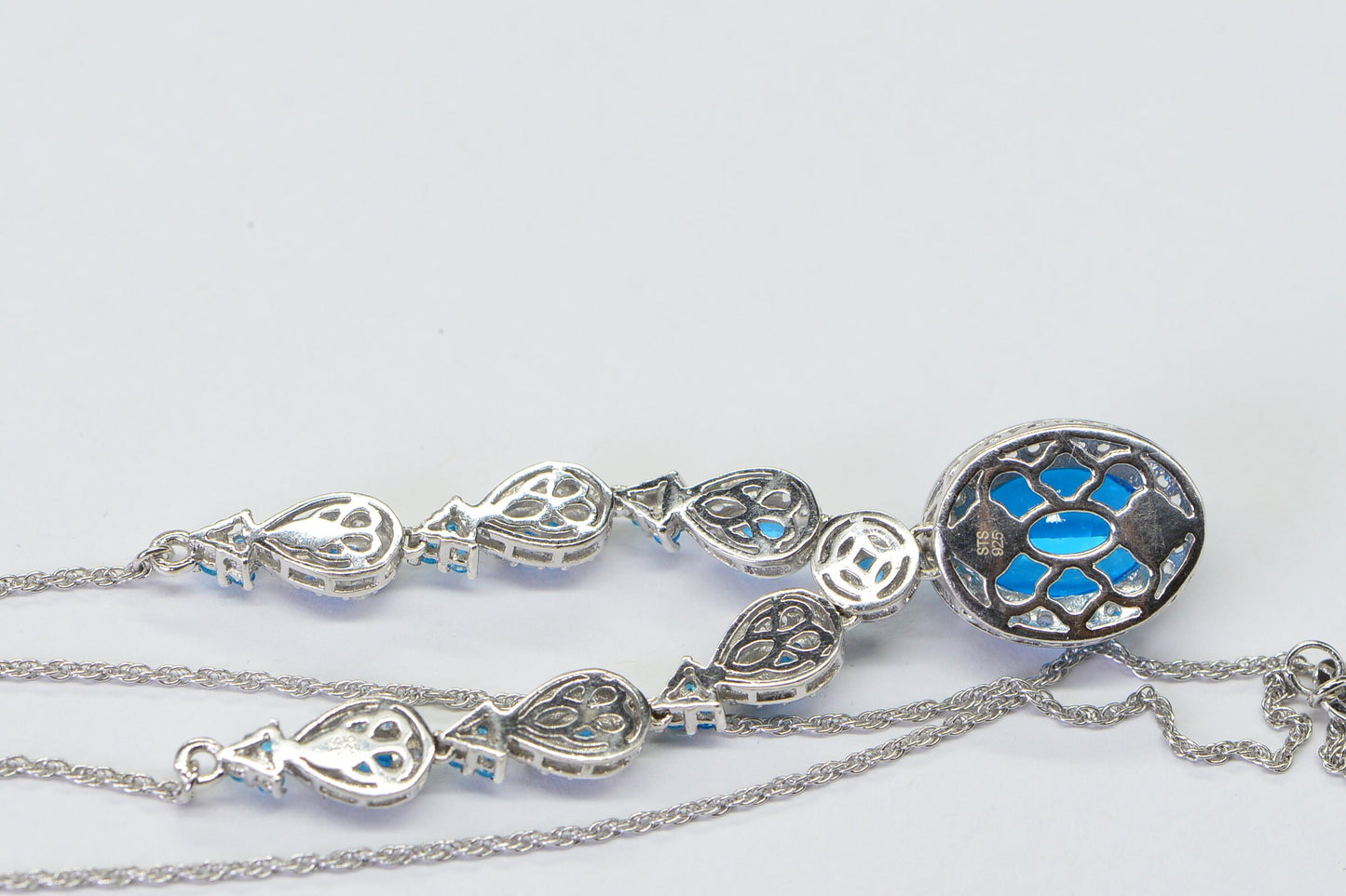 Neon Apatite Sterling Silver Necklace: Oval Gemstone Choker