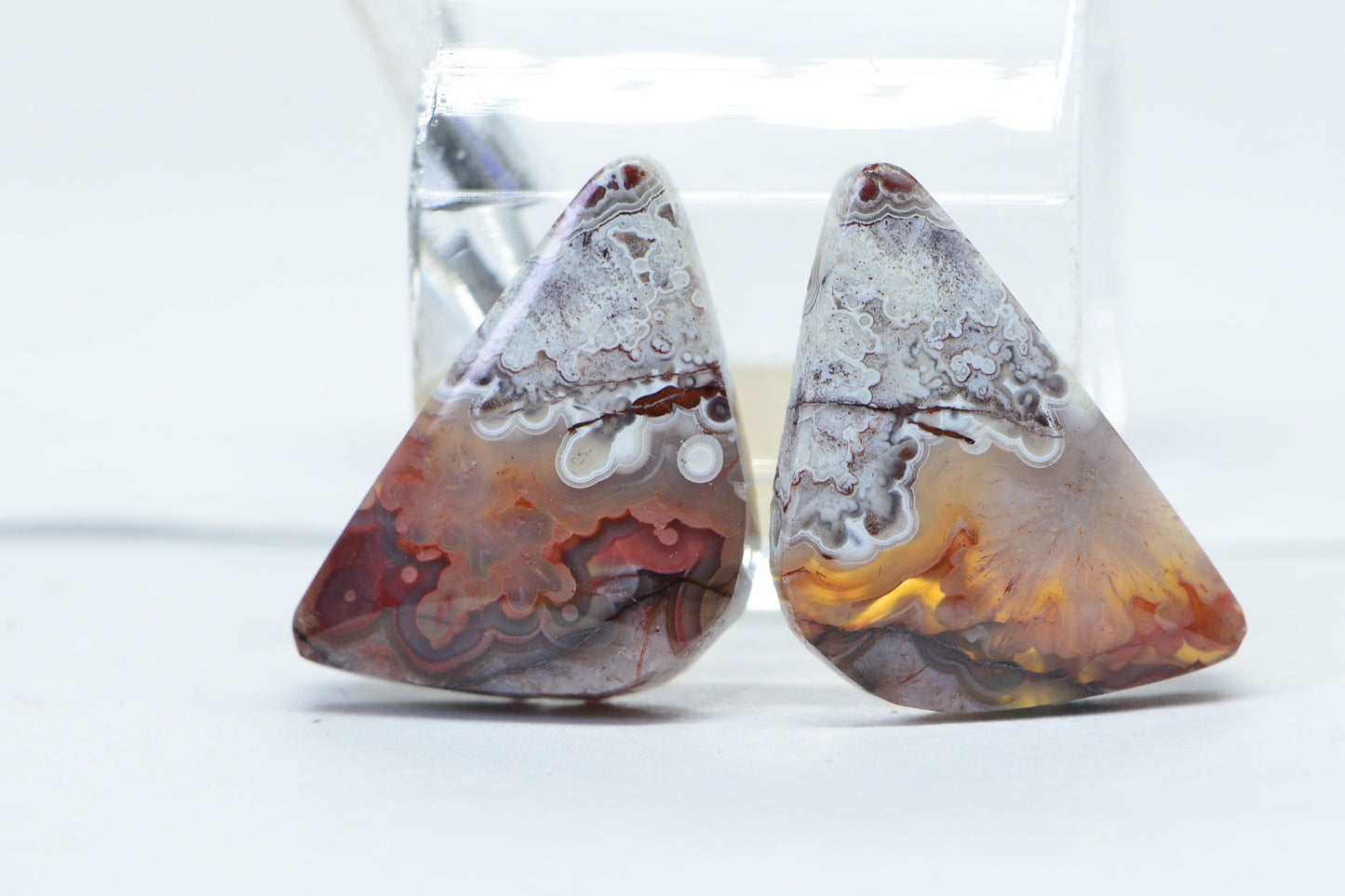 Crazy Lace Agate Cabs: Triangle Gemstone Cabochons, 19.1ct (20x14x4mm)