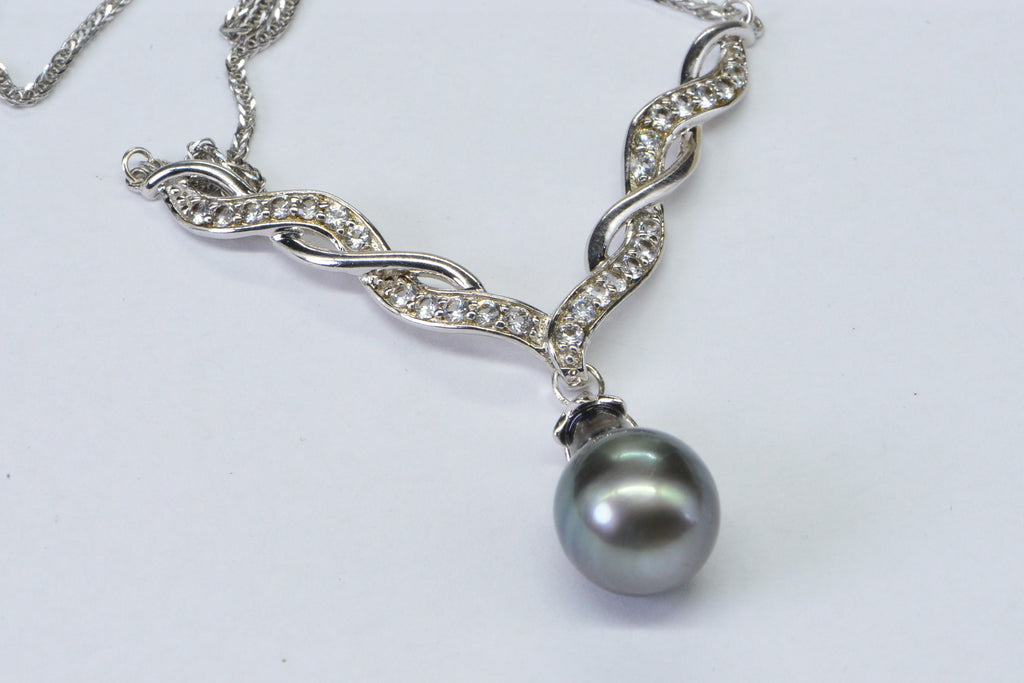 Black Akoya Pearl Necklace: Sterling Silver CZ Diamond Pendant