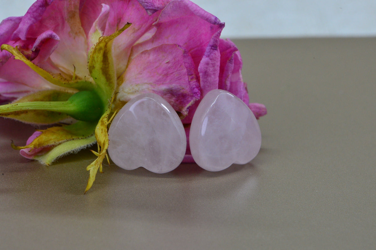 Carved Rose Quartz Heart Beads: Natural Gemstone Jewelry Supplies
