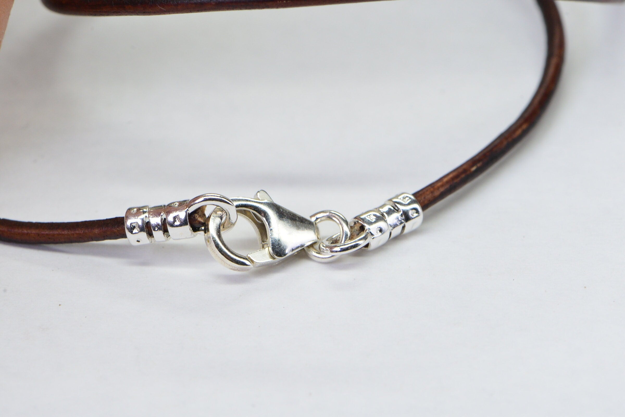 Arizona  Turquoise Choker Necklace Single Large Stone   Turquoise On Leather Cord