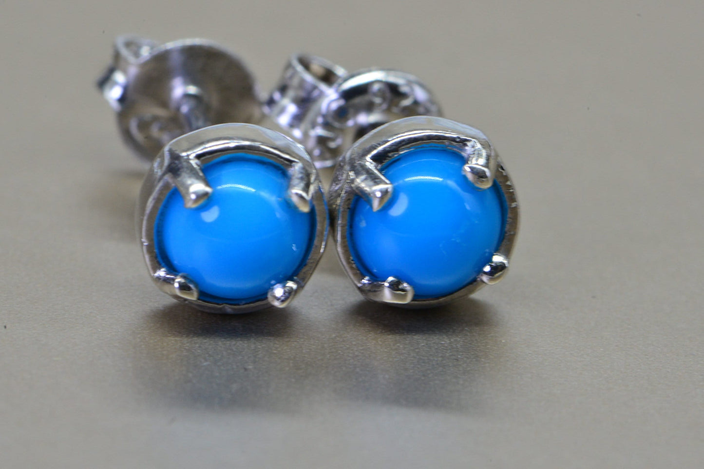 Sleeping Beauty Turquoise Stud Earrings: Sterling Silver, Round, 5mm