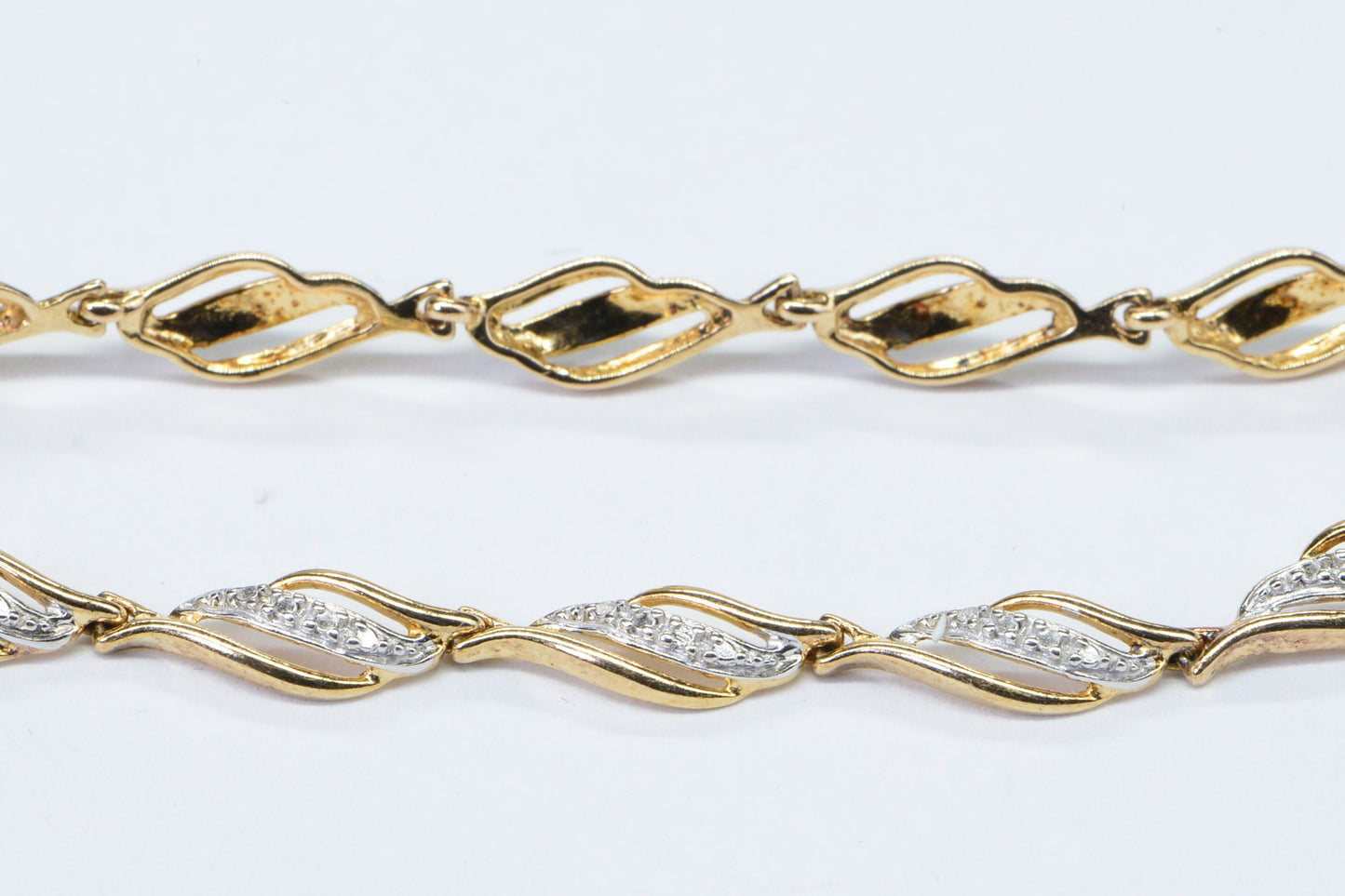 Diamond Vermeil Gold Leaf Bracelet: Vintage Tennis Style