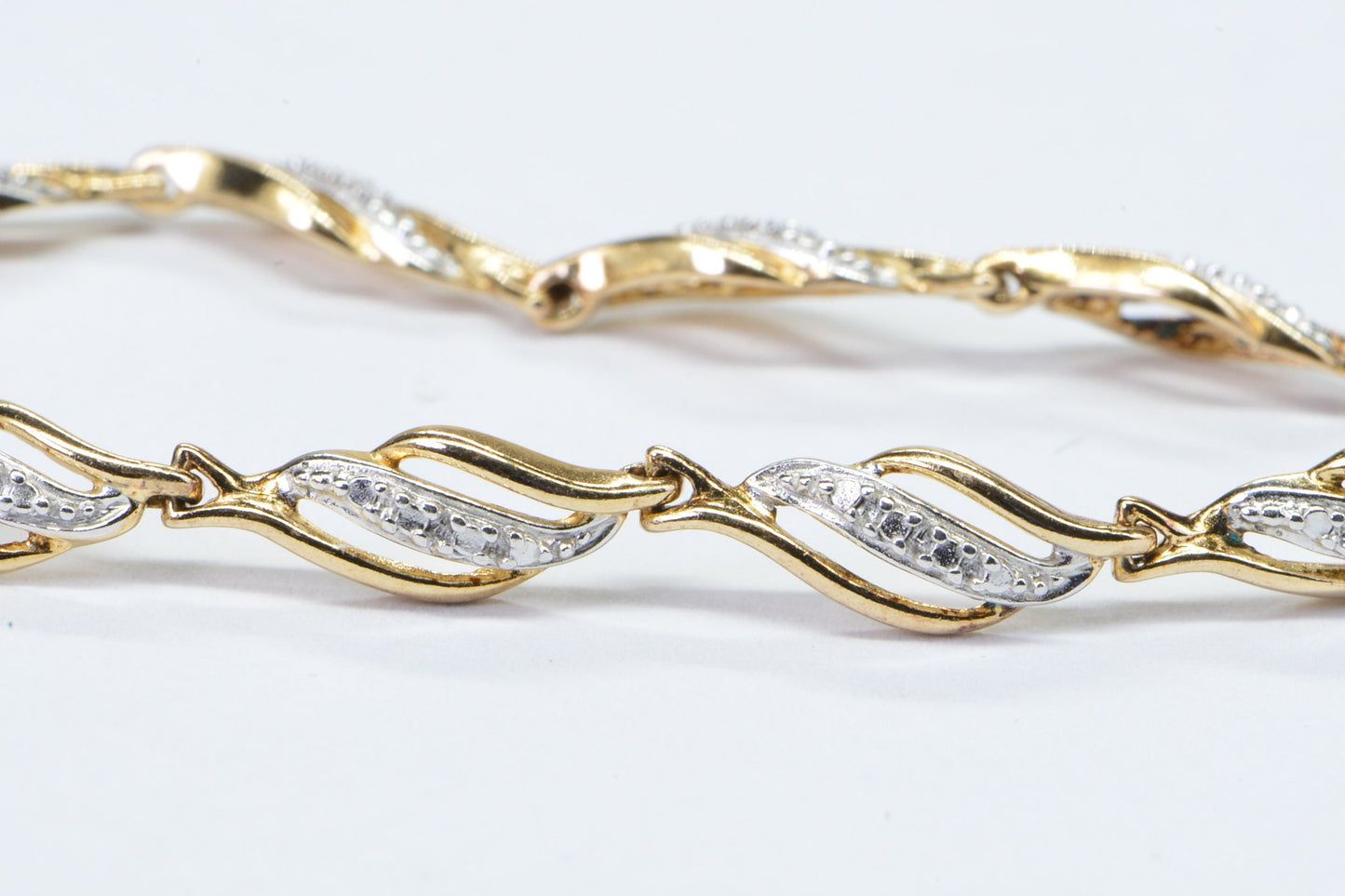 Diamond Vermeil Gold Leaf Bracelet: Vintage Tennis Style