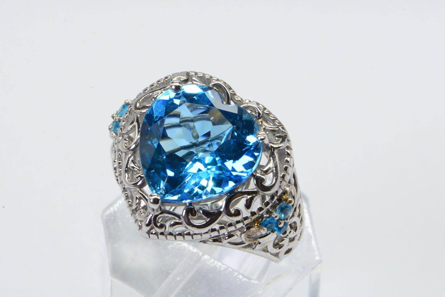 Heart Blue Topaz Sterling Silver Ring: Neon Apatite Cocktail Ring