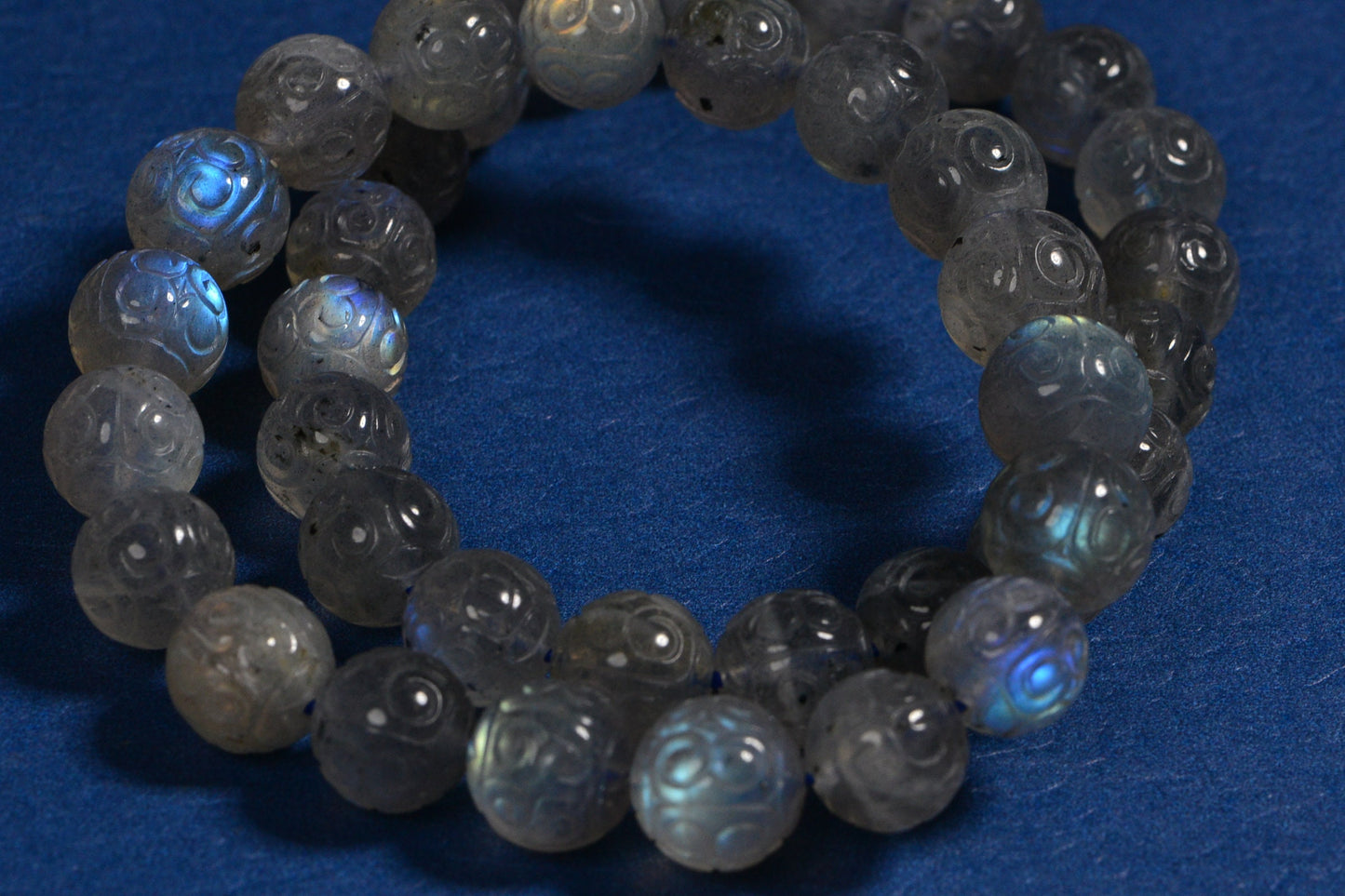 10mm Carved Labradorite Bracelet: Round Blue Flash Crystal