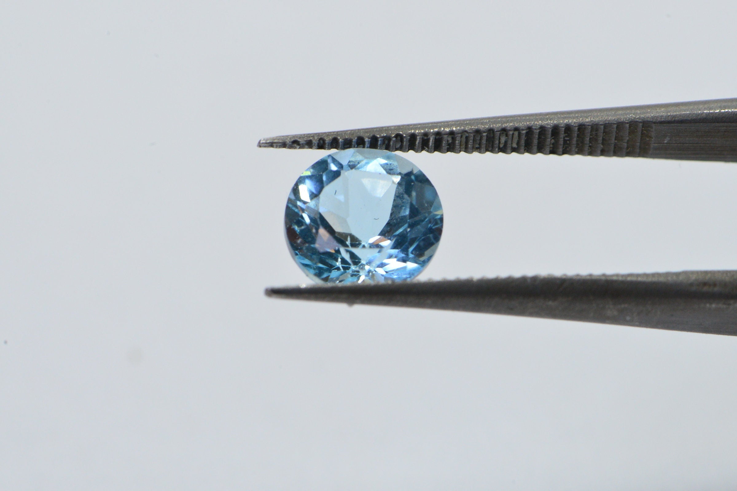 AAA Blue Topaz Gemstone: 6mm Round Faceted Crystal