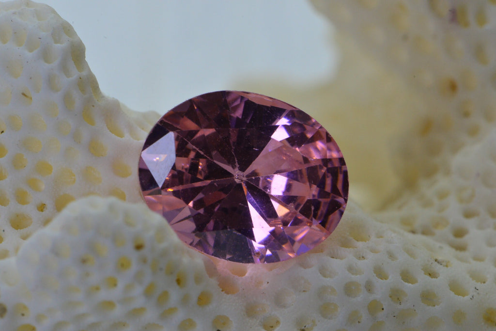 Pink Diamond Oval Faceted Simulated Diamond Brilliant cutting Loose stone for Ring