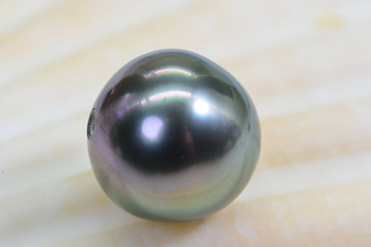 AA Tahitian Gray Pearl Rond 11mm Peacock Green Gray Drilled
