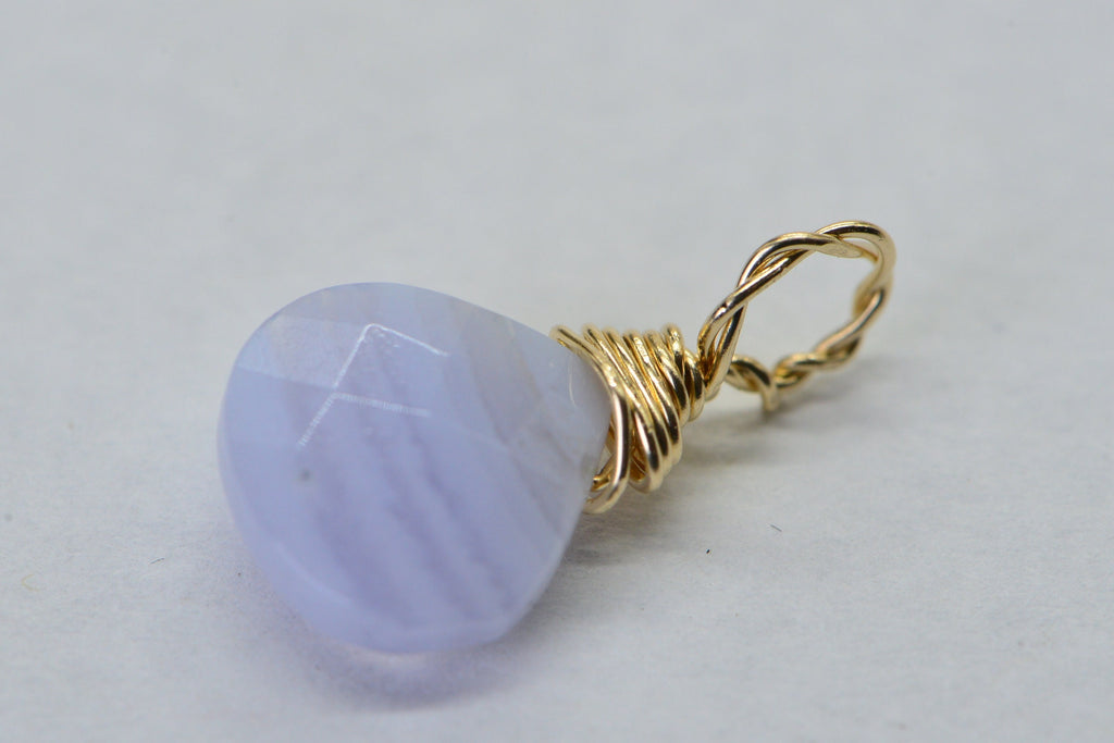 9mm Blue Lace Agate hearts teardrop wire wrapped 14K yellow gold filled