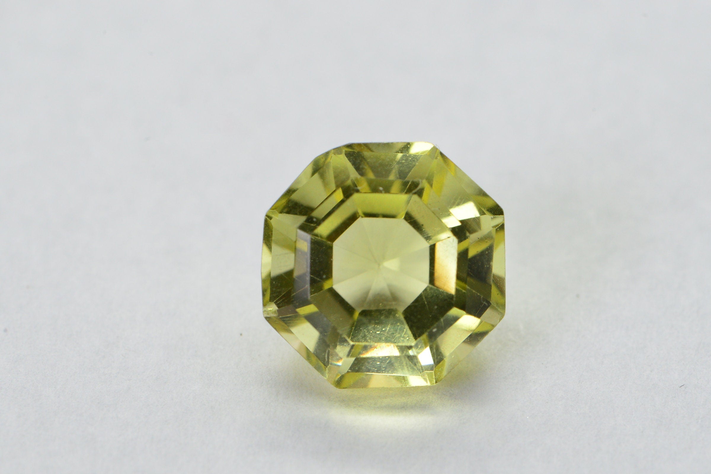 Lemon Quartz Round Hexagons Cut Gemstone Pale Yellow Quartz Point Back