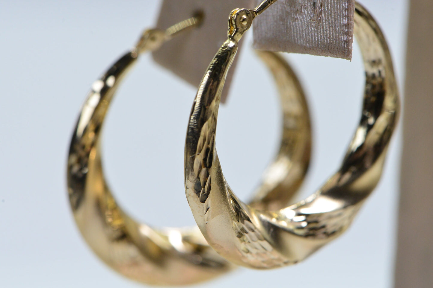 14K Yellow Gold Hoop Earrings: Diamond Cut Twisted Hoops, 25mm