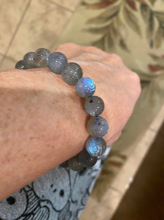10mm Carved Labradorite Bracelet: Round Blue Flash Crystal