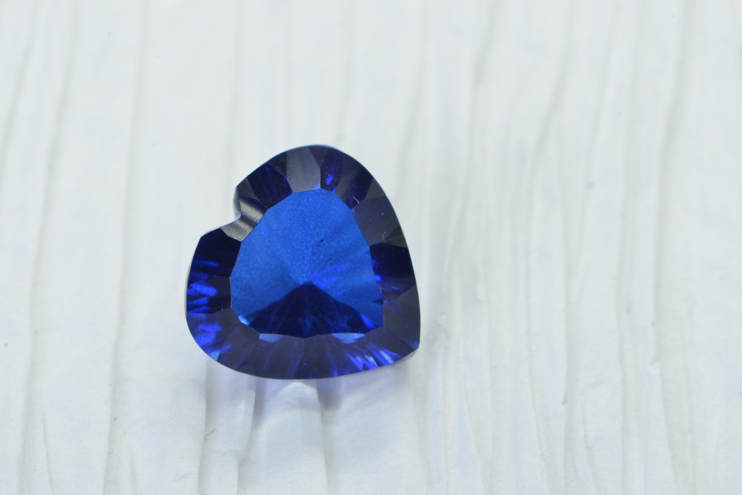 Sapphire Doublet Quartz Heart Cut Facet Loose Gemstone Synthetic Sapphire Deep Blue Crystal