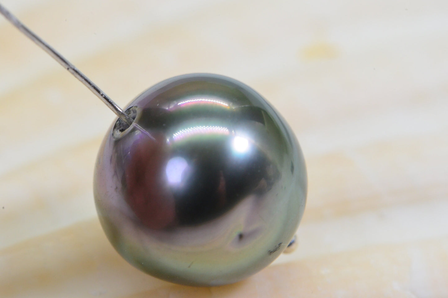 AA Tahitian Gray Pearl Rond 11mm Peacock Green Gray Drilled