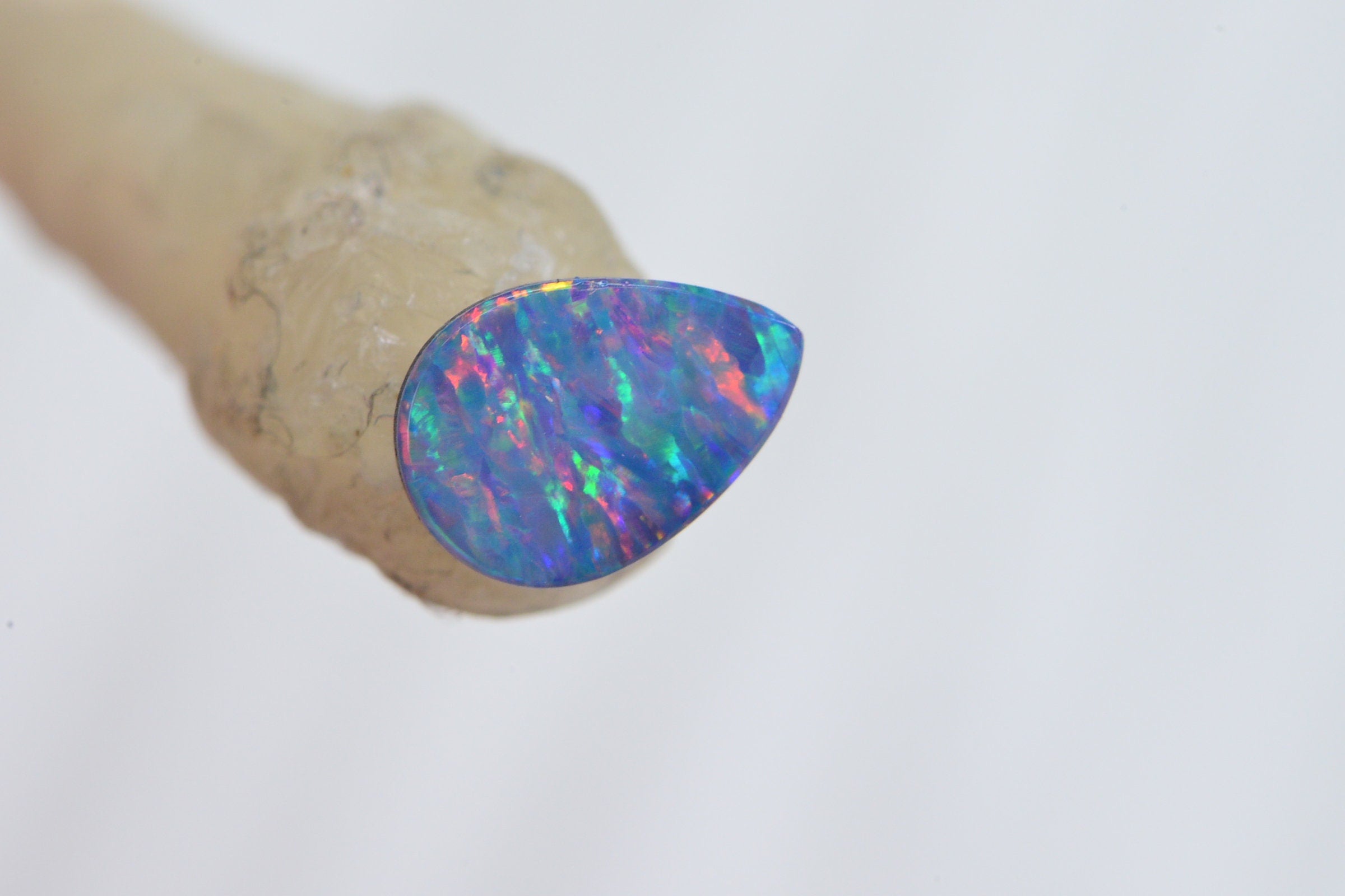 Australian Opal Doublet: Metallic Blue Teardrop Gemstone (7x5mm/0.36ct)