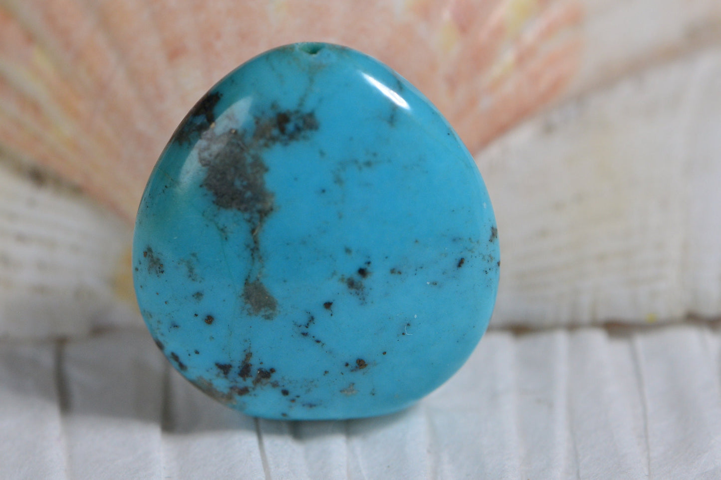 Kingman Turquoise Cabochon: Natural Pear Gemstone (23x21x8,10mm)