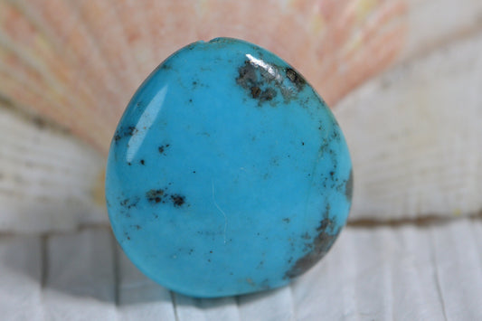Kingman Turquoise Cabochon: Natural Pear Gemstone (23x21x8,10mm)
