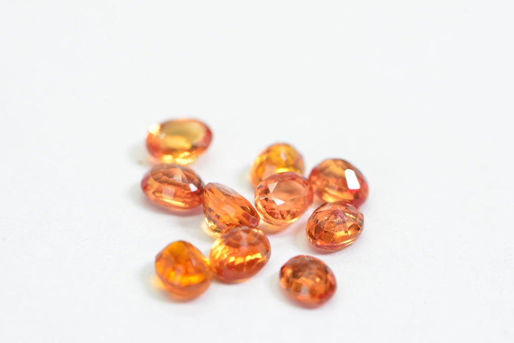 Orange Padparadscha Sapphire: 4mm Oval Loose Gemstone
