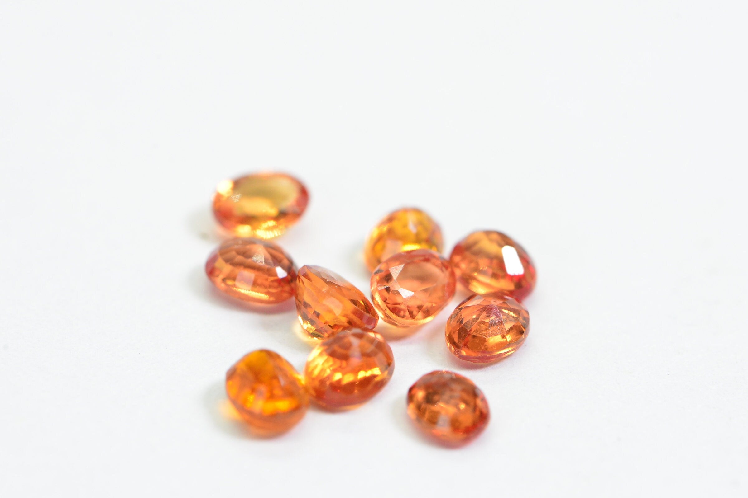 Orange Padparadscha Sapphire: 4mm Oval Loose Gemstone