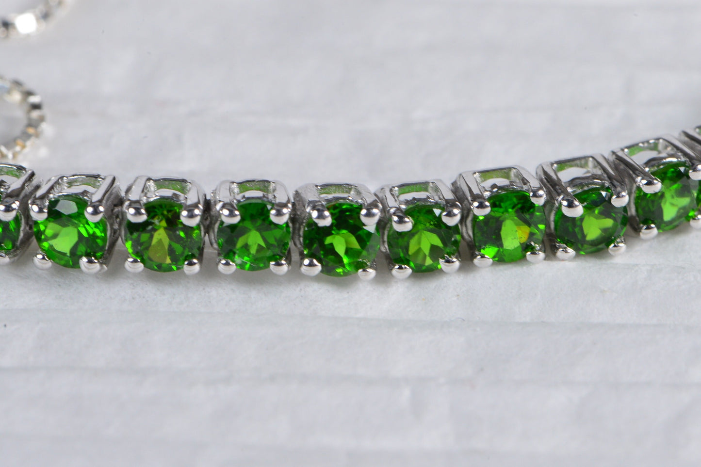 Chrome Diopside Bolo Bracelet: Sterling Silver Green Gemstone