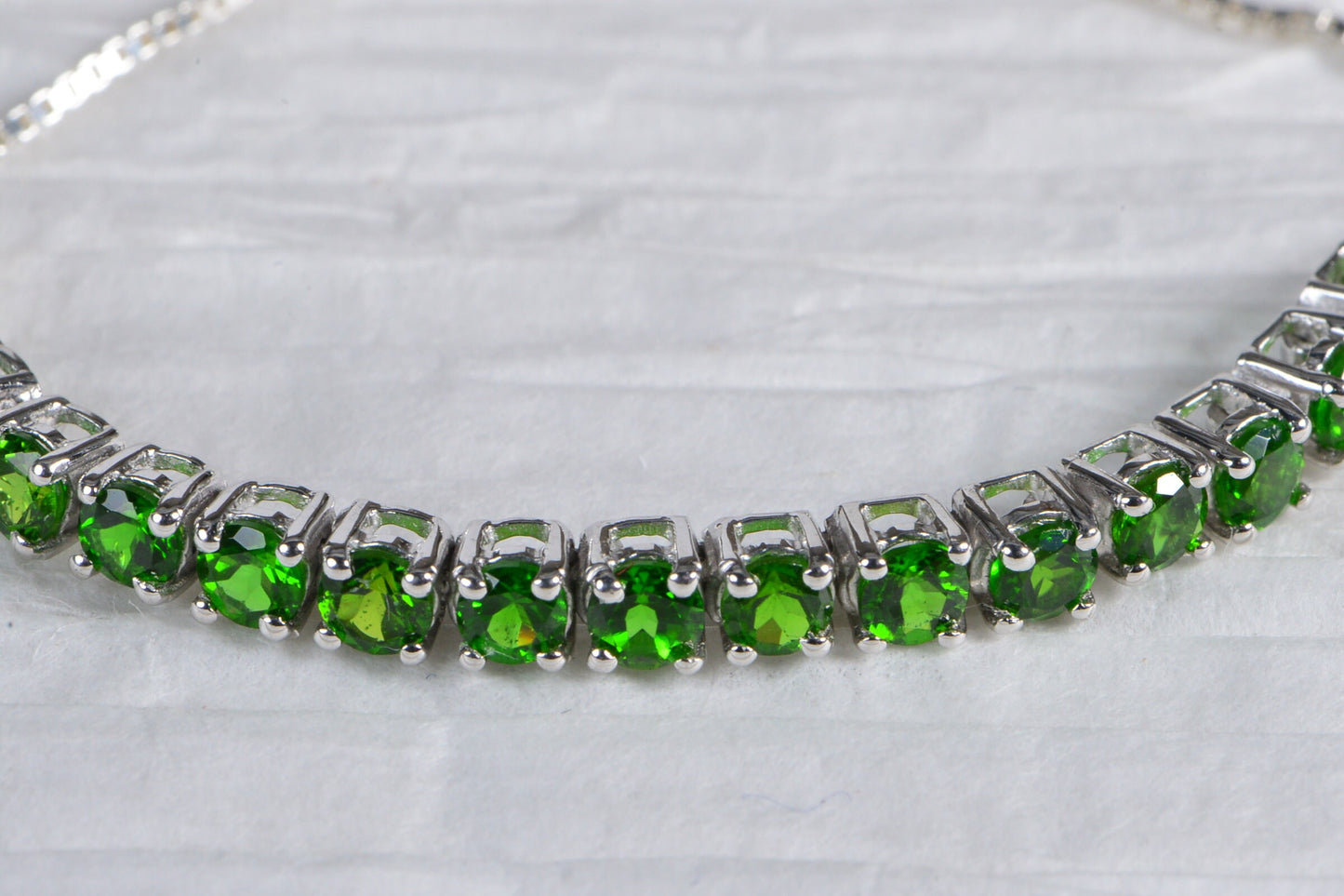 Chrome Diopside Bolo Bracelet: Sterling Silver Green Gemstone