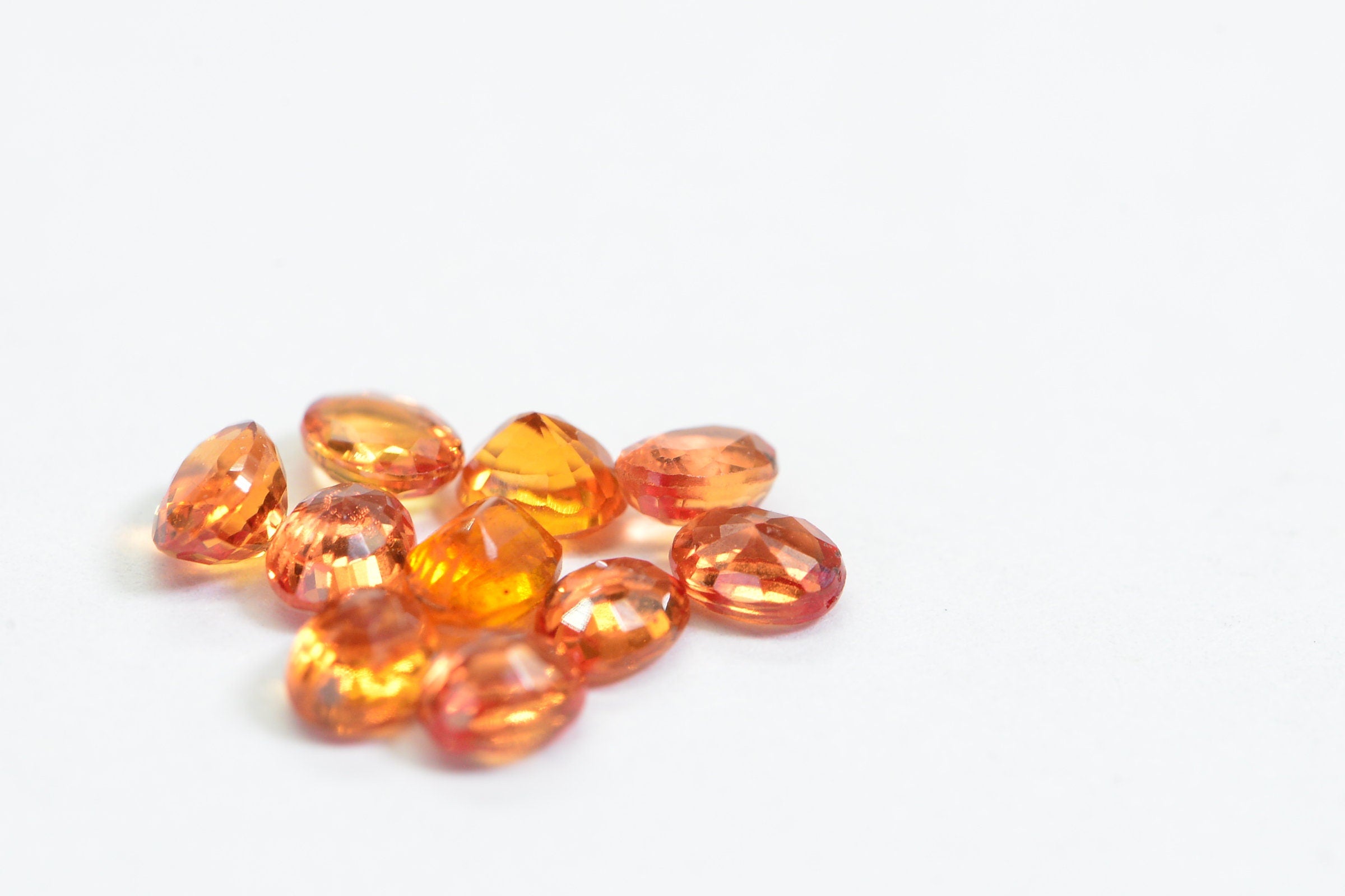 Orange Padparadscha Sapphire: 4mm Oval Loose Gemstone