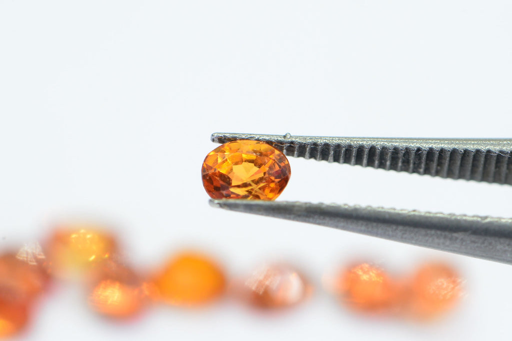 Orange Padparadscha Sapphire: 4mm Oval Loose Gemstone