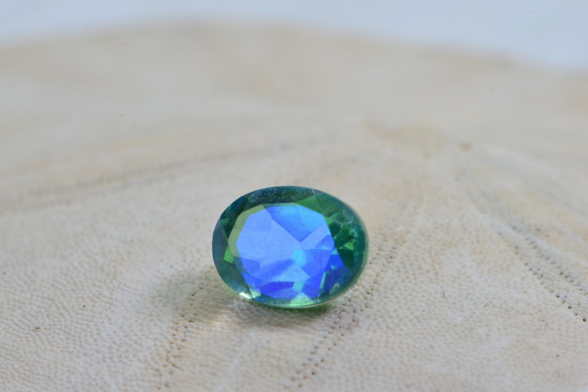 Peacock Quartz Gemstone: Oval Faceted Bi-Color Loose Stone (8X6mm)