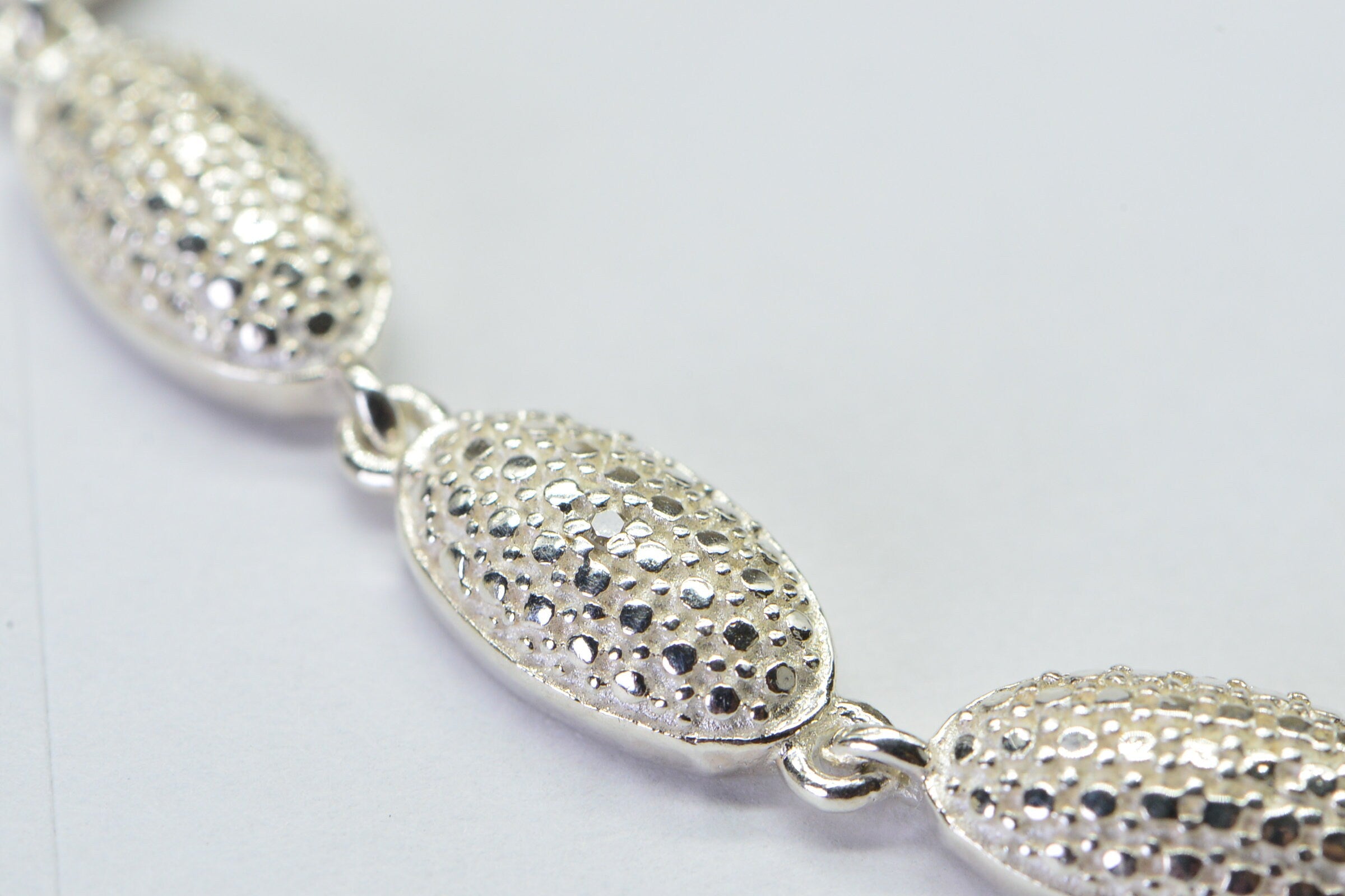 Sterling Silver Illusion Diamond Bolo Bracelet: Adjustable Oval Link