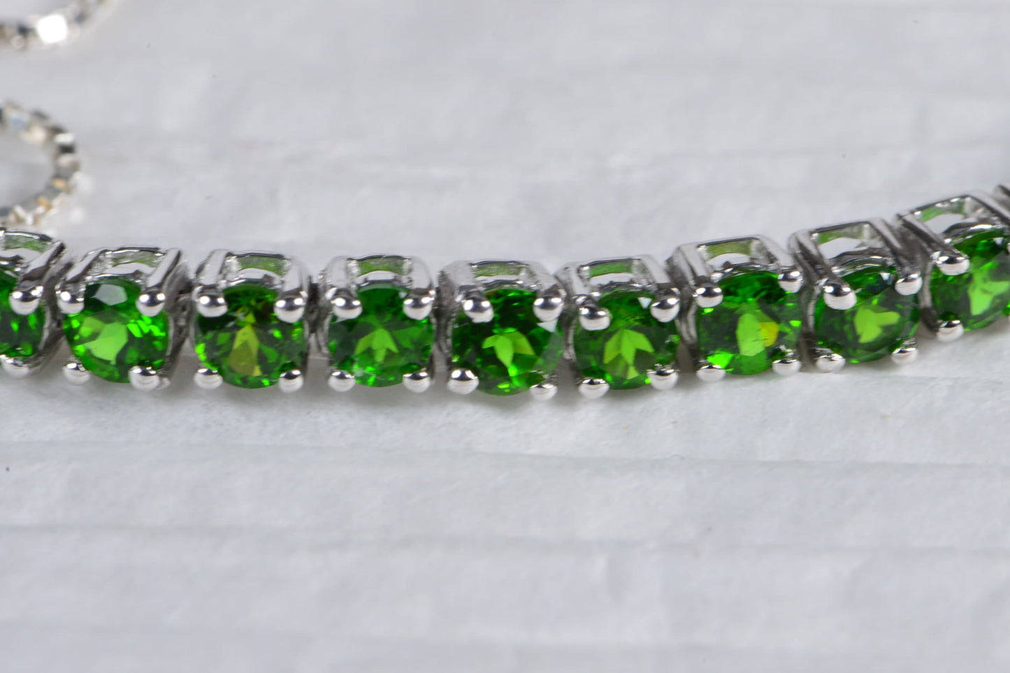 Chrome Diopside Bolo Bracelet: Sterling Silver Green Gemstone