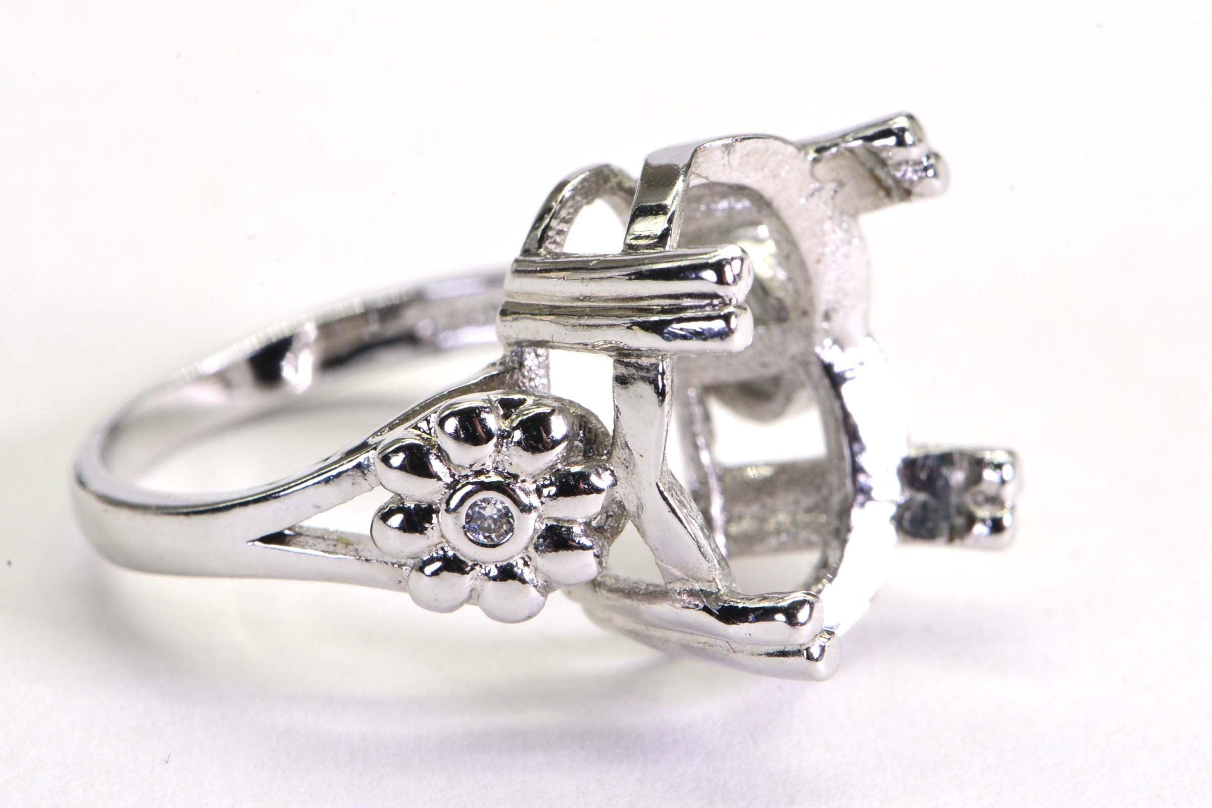 Sterling Silver Oval 14X10mm Ring Mounting: Zircon Engagement Setting, Size 6