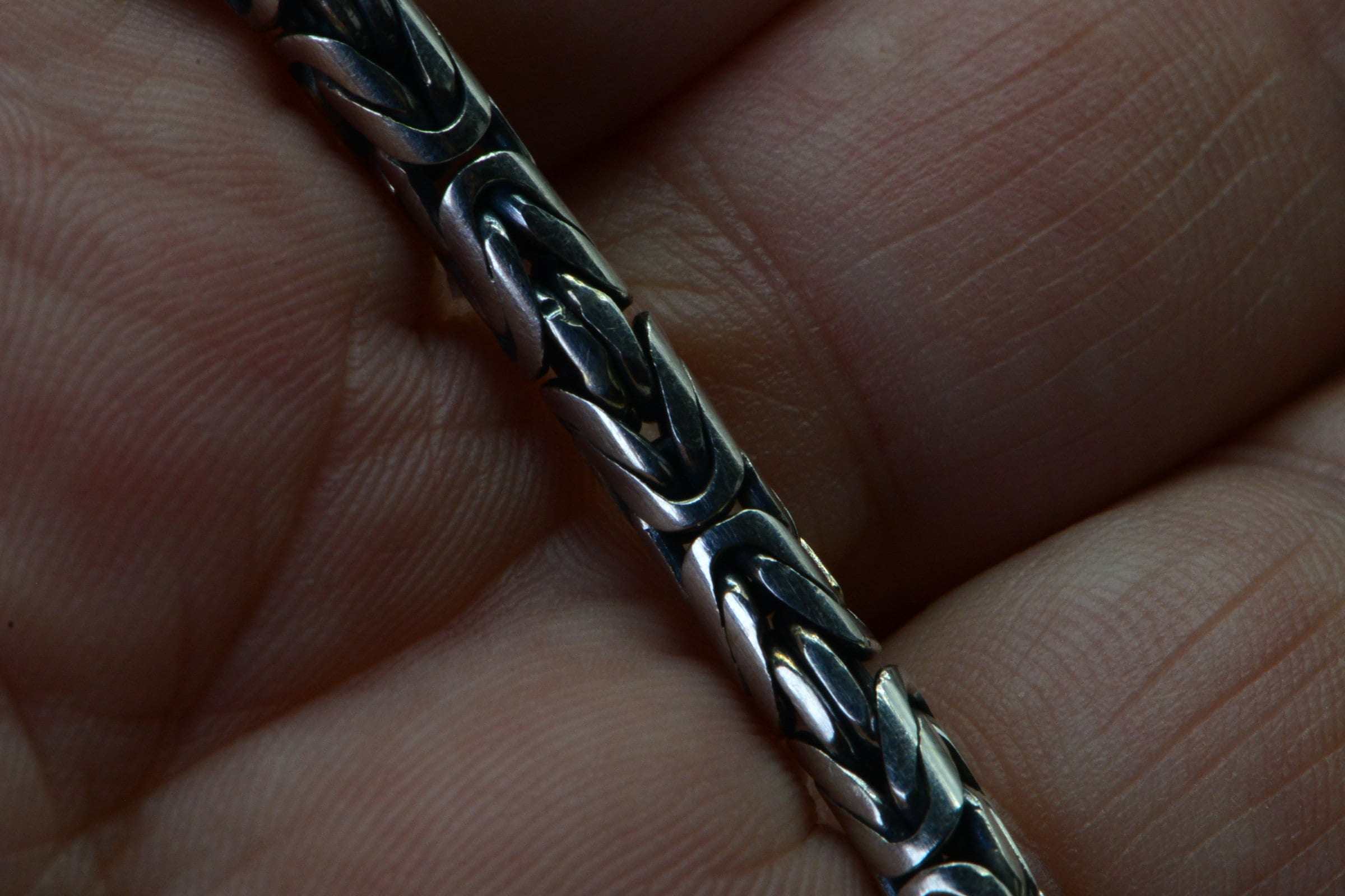 Vintage Sterling Silver Byzantine Bracelet: Heavy Italian Chain, 6 Inch