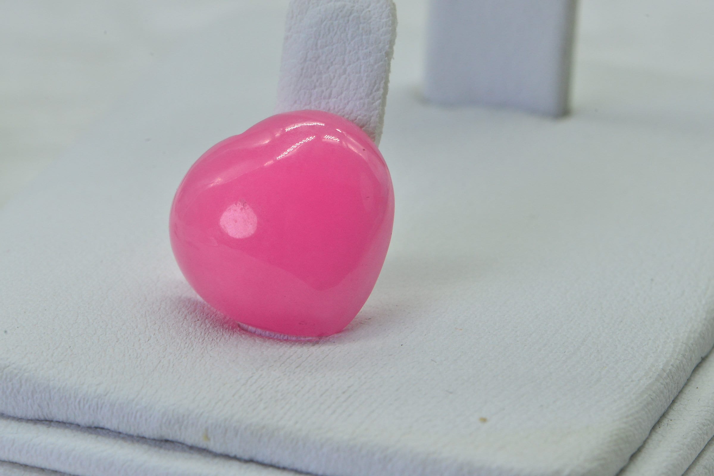 Pink Jade Hearts Cabochon 15mm