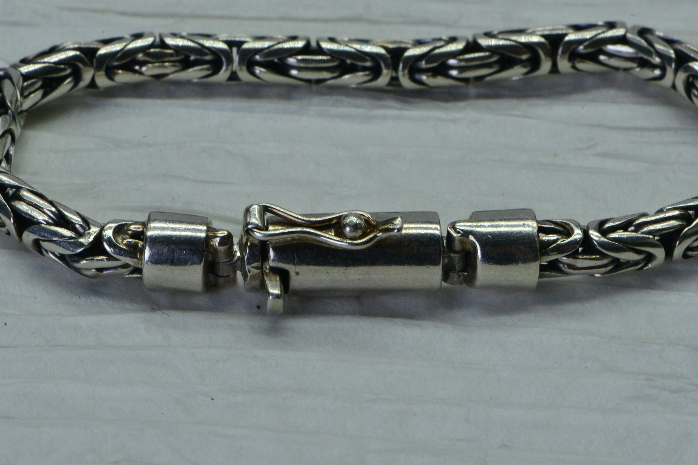 Vintage Sterling Silver Byzantine Bracelet: Heavy Italian Chain, 6 Inch