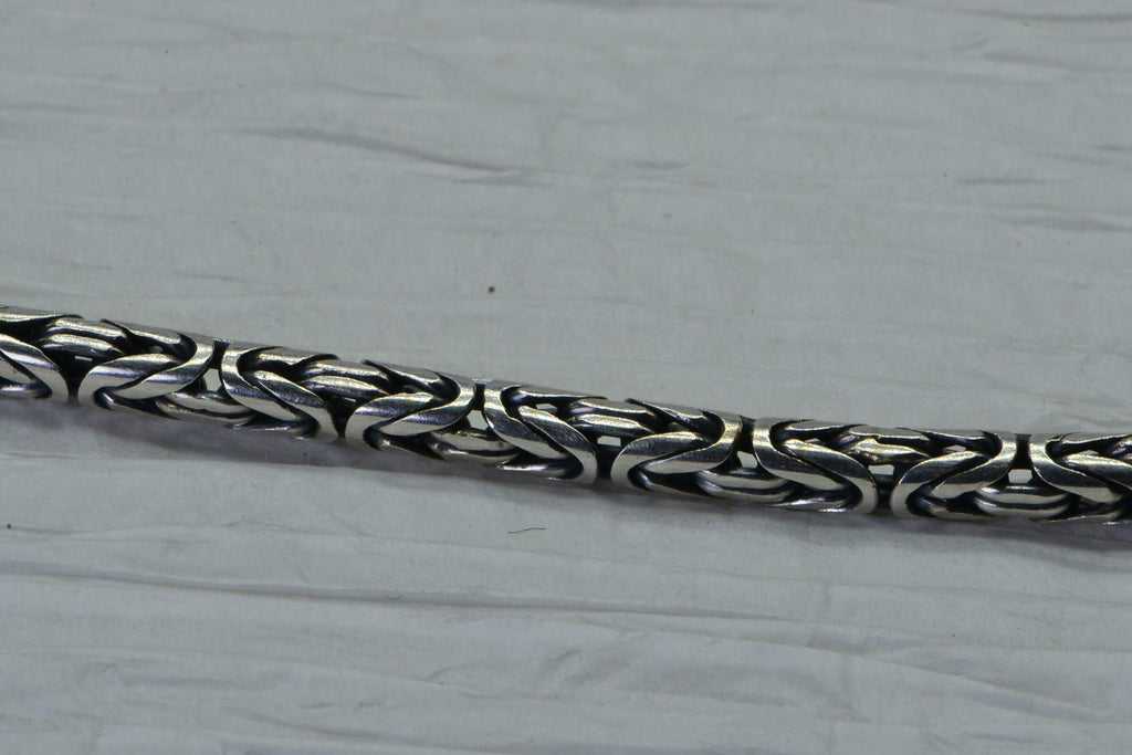 Vintage Sterling Silver Byzantine Bracelet: Heavy Italian Chain, 6 Inch